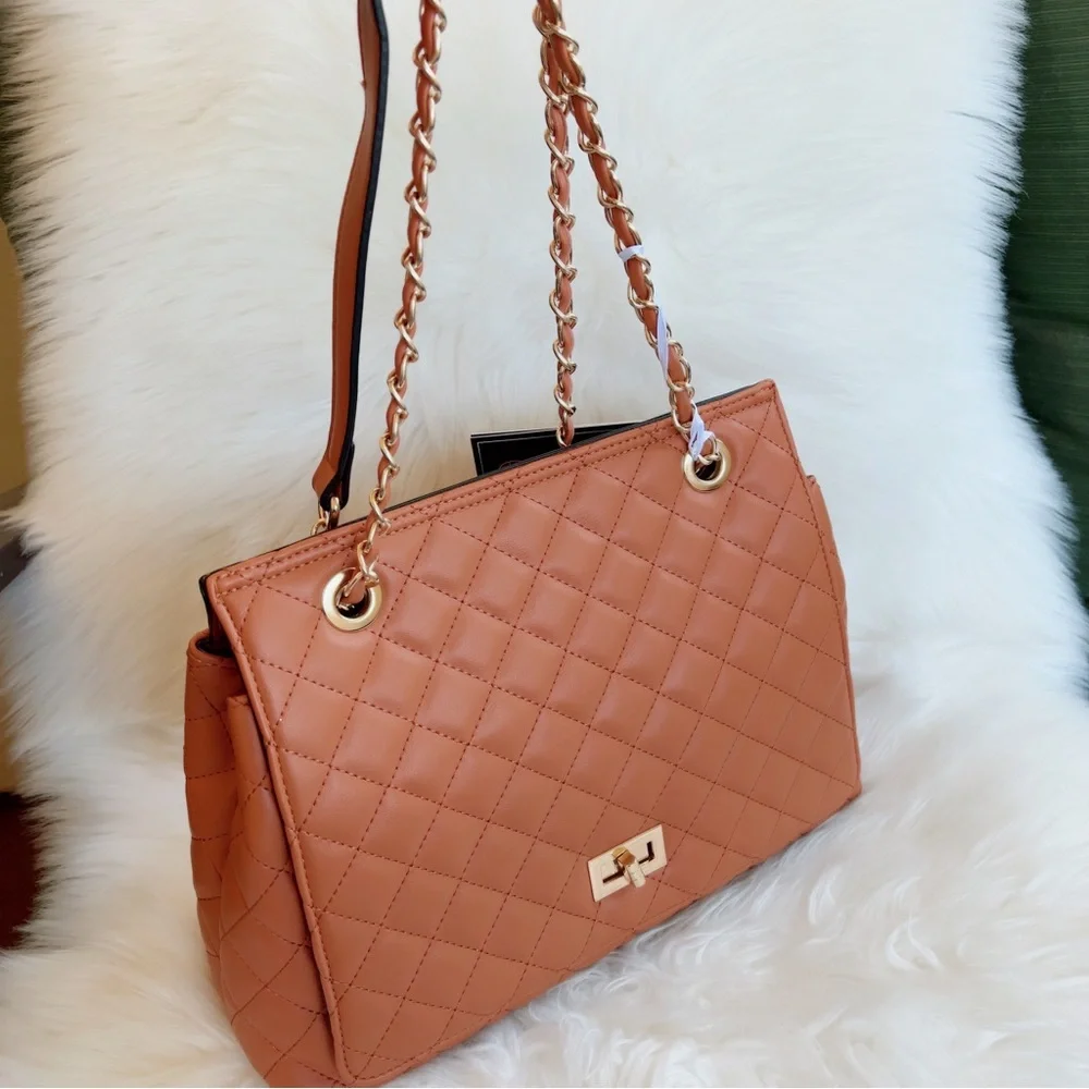 Quilted flap bag shoulder or crossbody honey beige brown gold chain - Picture 7 of 13